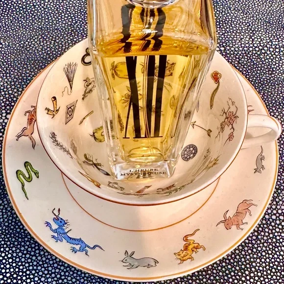 Cartier L'Heure Mystérieuse XII Eau De Parfum, Paris / Men & Women - Picture 9 of 11